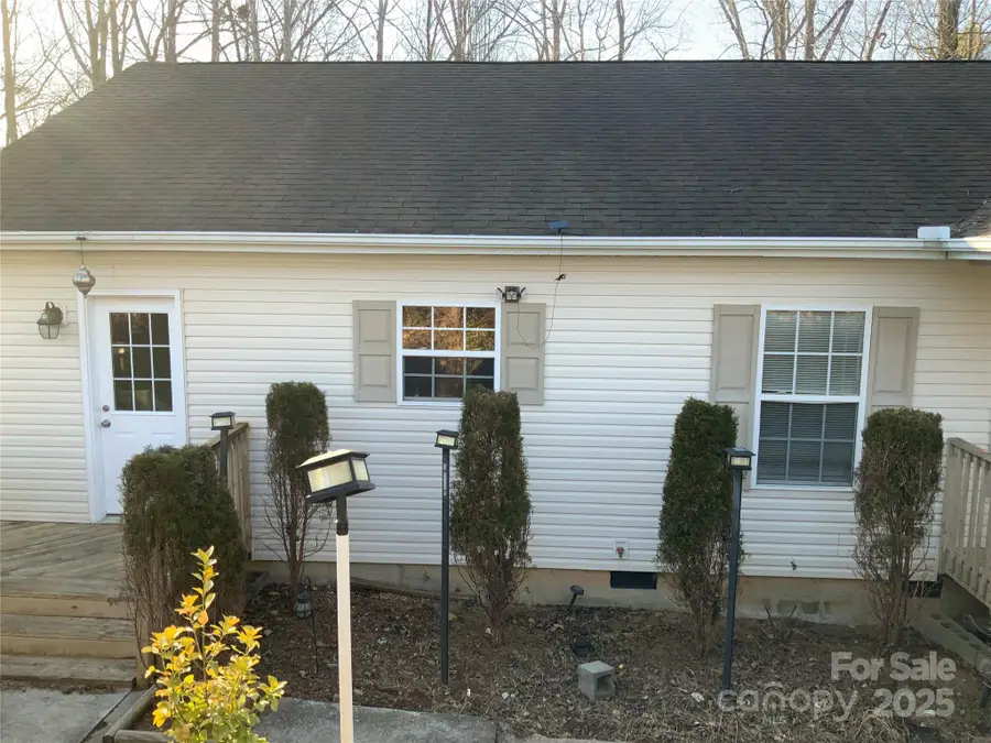 7 Chapel Park Place, Asheville, NC 28803 - Image #2