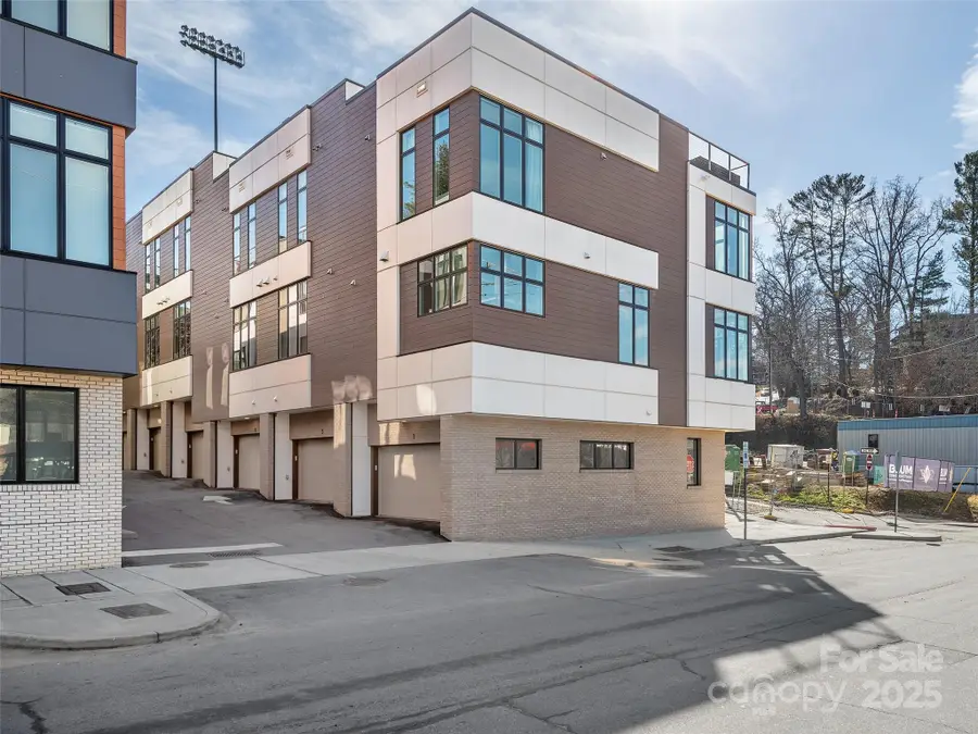 1 Bauhaus Court #1, Asheville, NC 28801 - Image #2