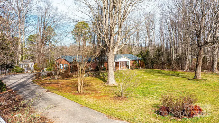 6000 George Hildebran School Road, Hickory, NC 28602 - Image #2