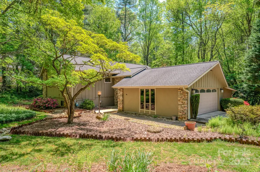 138 Woodhaven Drive, Hendersonville, NC 28739 - Image #3