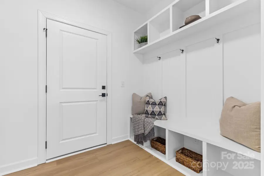 3816 Odom Way, Charlotte, NC 28216 - Image #3