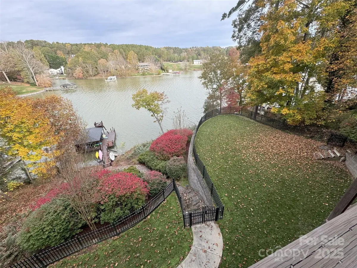 649 46th Avenue Drive Ne, Hickory, NC 28601 - Image #1