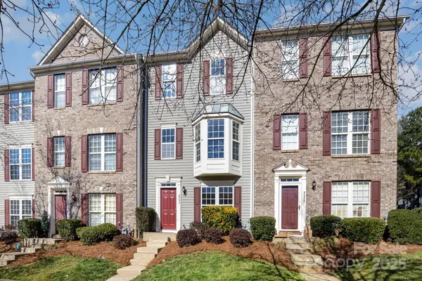 9534 Blossom Hill Drive, Huntersville, NC 28078