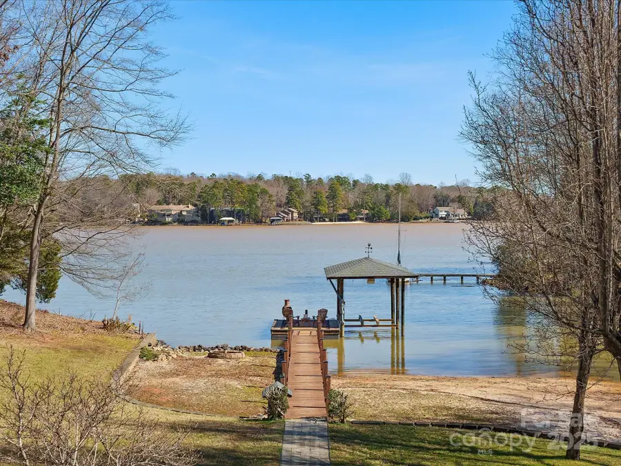 5981 Johnson Road, Lake Wylie, SC 29710 - Image #3