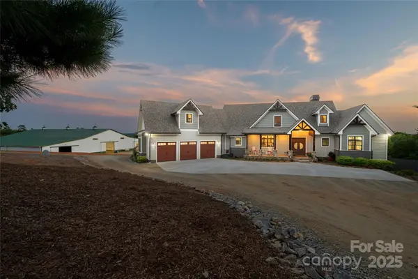 822 & 920 Preservation Trail, Columbus, NC 28722