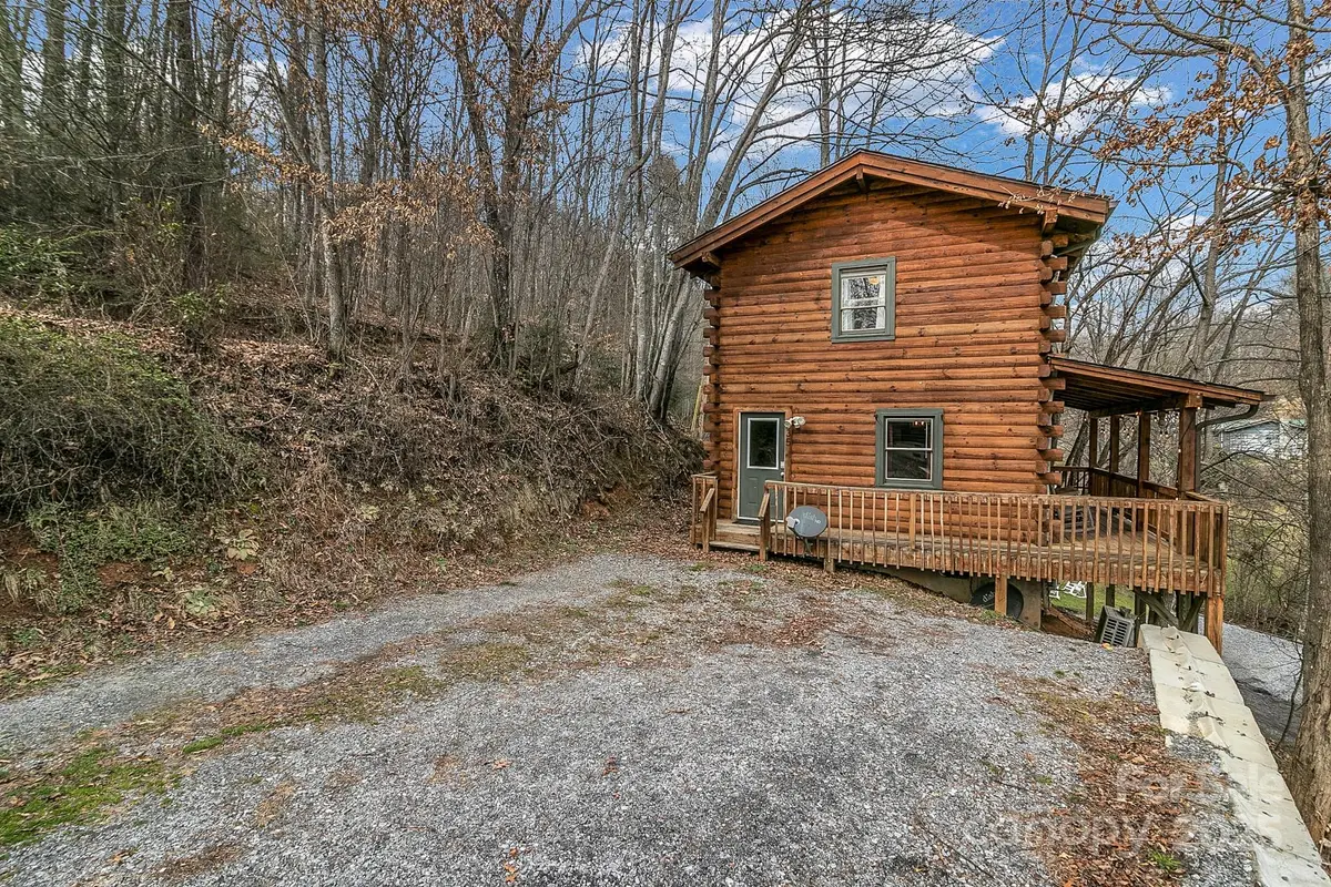 35 Creeds Cove Lane, Waynesville, NC 28785 - Image #1