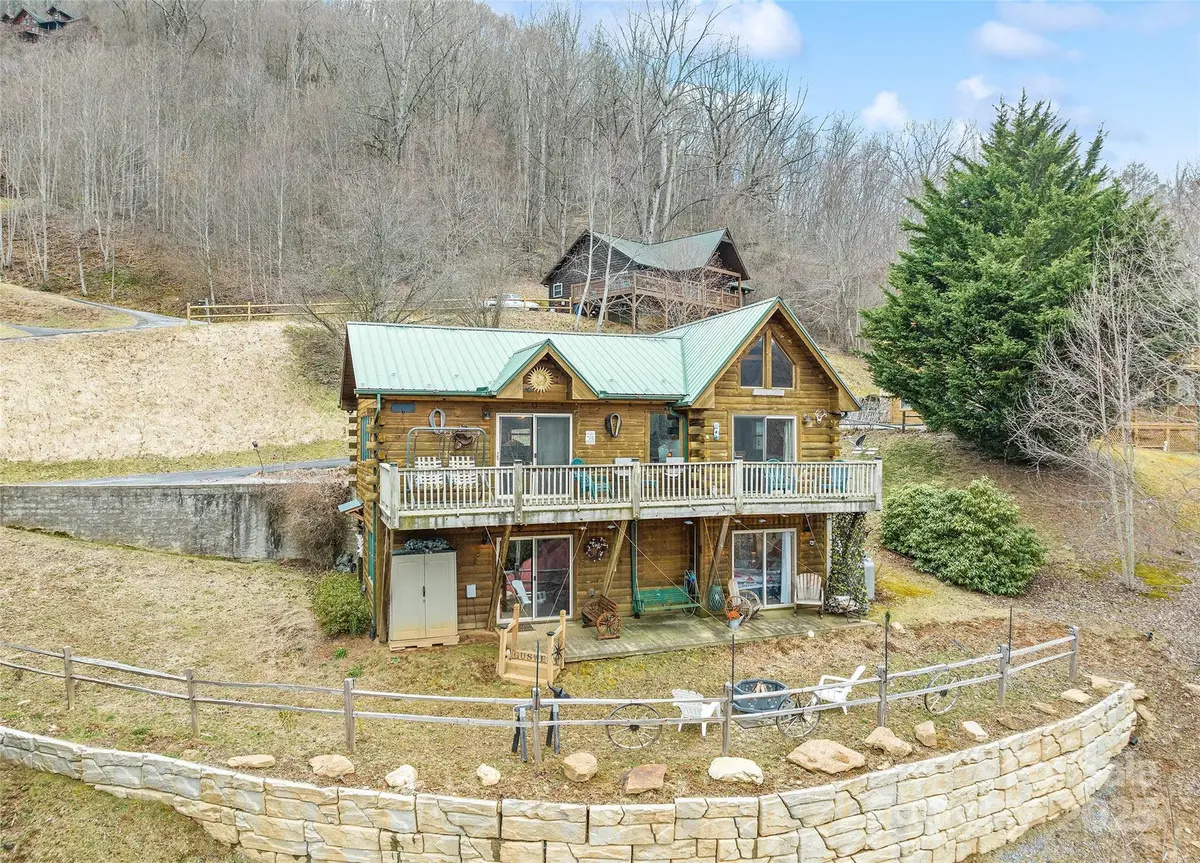 16 Hiawatha Drive, Maggie Valley, NC 28751 - Image #1