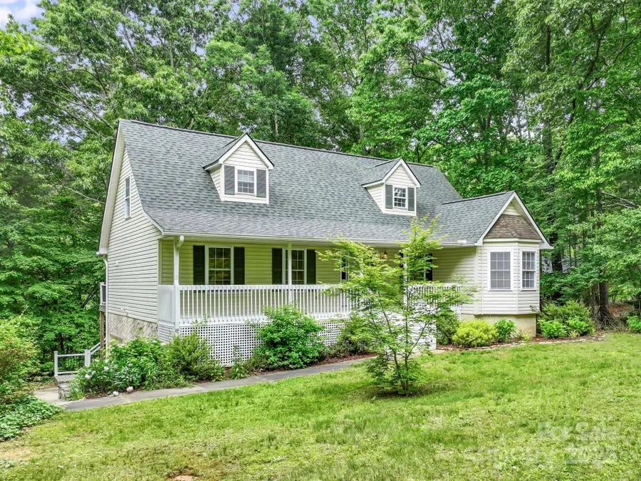 8 Fiver Lane, Asheville, NC 28803 - Image #3