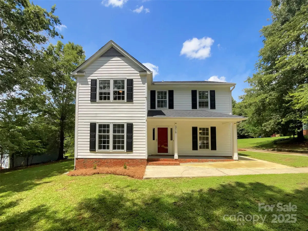 316 Epperstone Lane, Matthews, NC 28105 - Image #1
