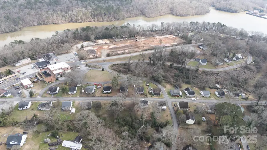 14 Hampton Street, Great Falls, SC 29055 - Image #2