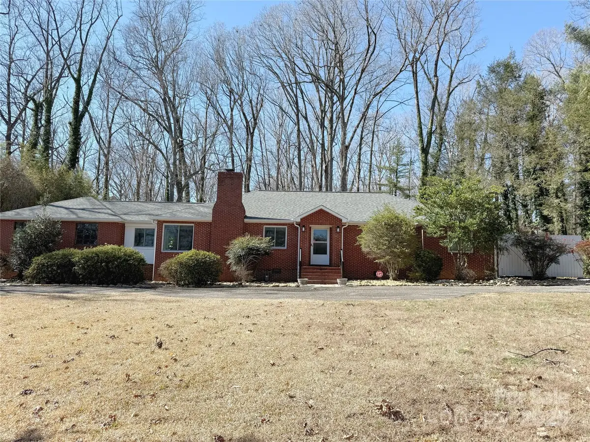 1200 Fairview Drive, Lexington, NC 27292 - Image #1