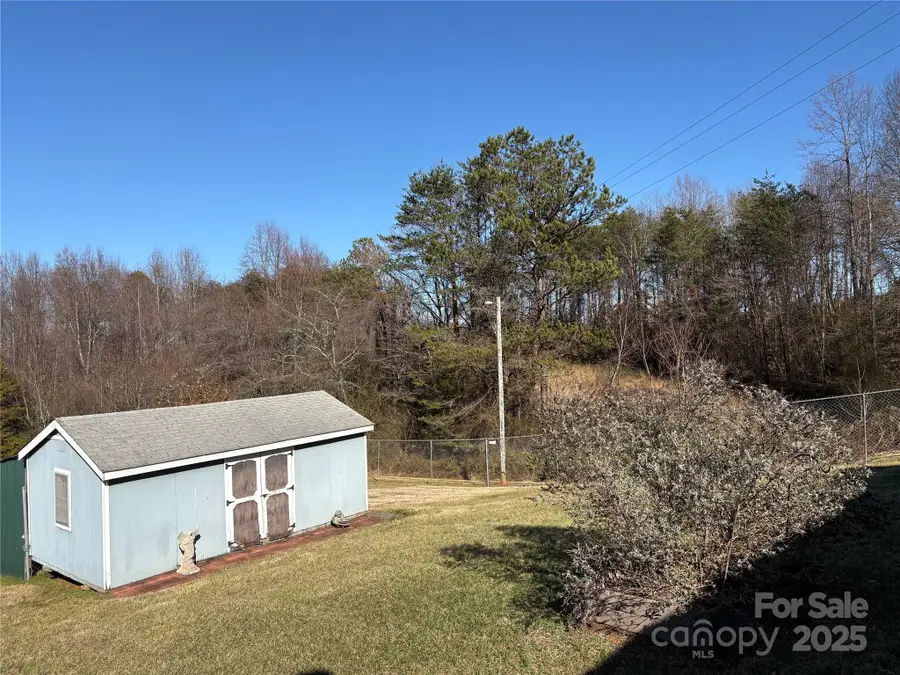 2084 W Memorial Hwy Road, Union Grove, NC 28689 - Image #3