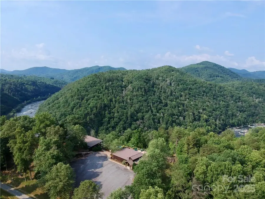 3641 French Broad Parkway #5, Marshall, NC 28753 - Image #2