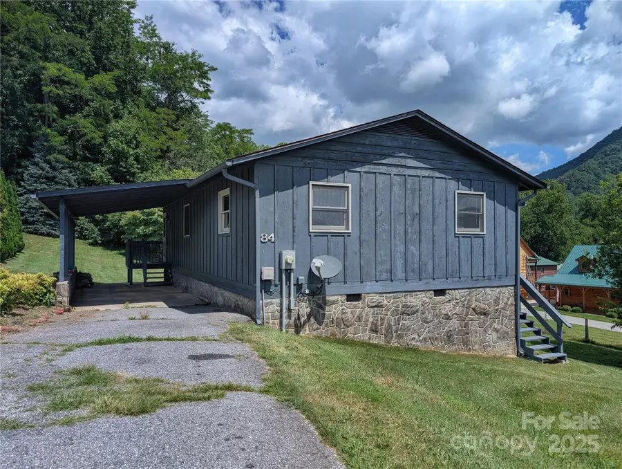 84 Stoney Ridge Loop, Maggie Valley, NC 28751 - Image #2