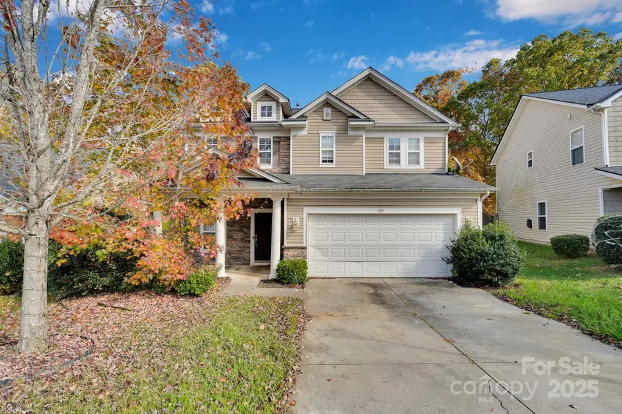 8214 Deodora Cedar Lane, Charlotte, NC 28215 - Image #3