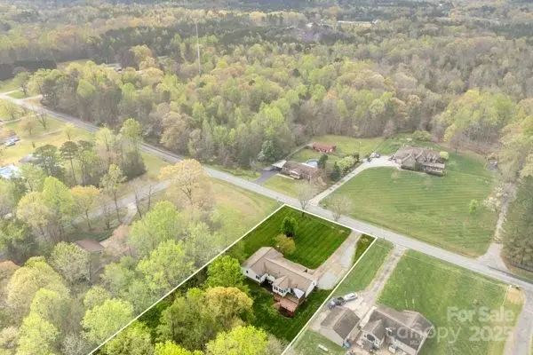 1335 Blacksnake Road, Stanley, NC 28164 - Image #2