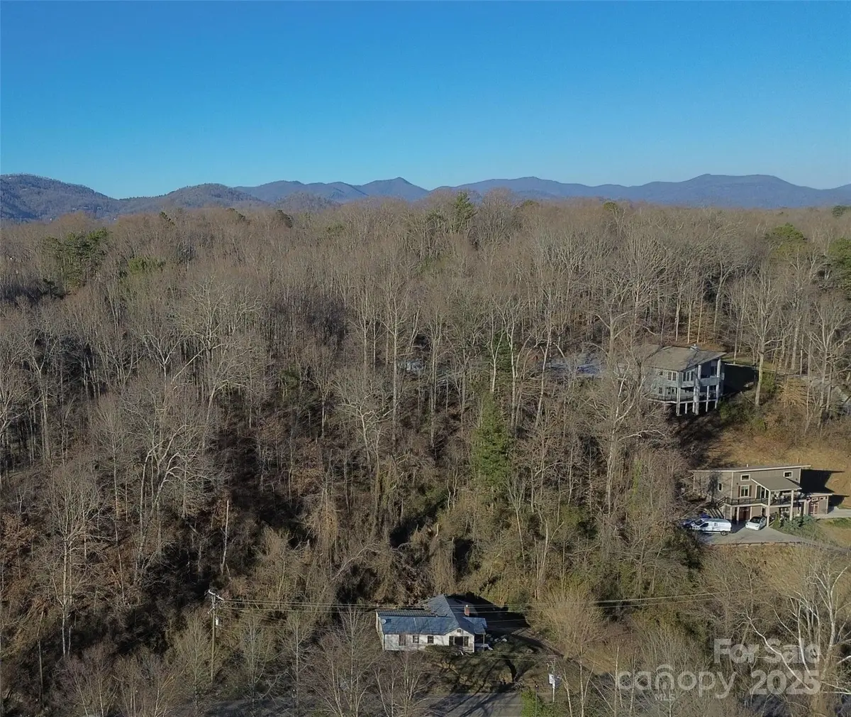 18 Governors View Road, Asheville, NC 28805 - Image #1