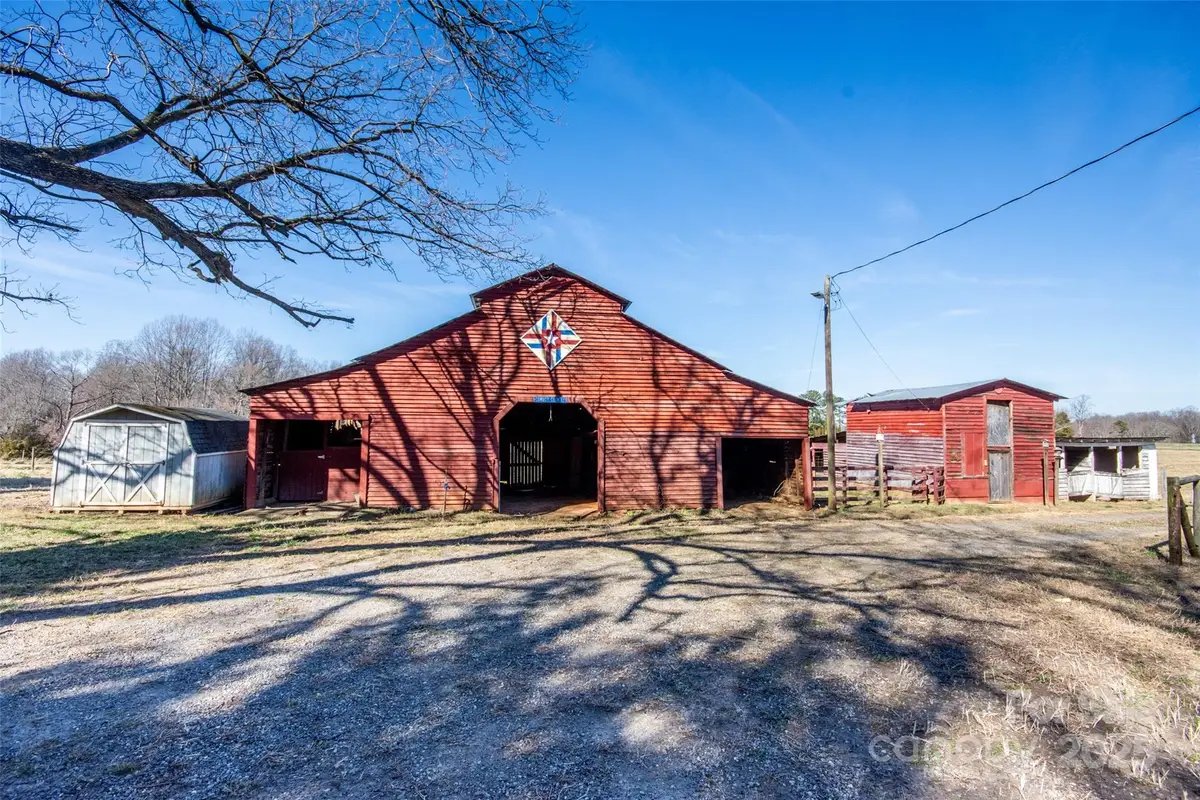 169 Eagle Mills Road, Harmony, NC 28634 - Image #1