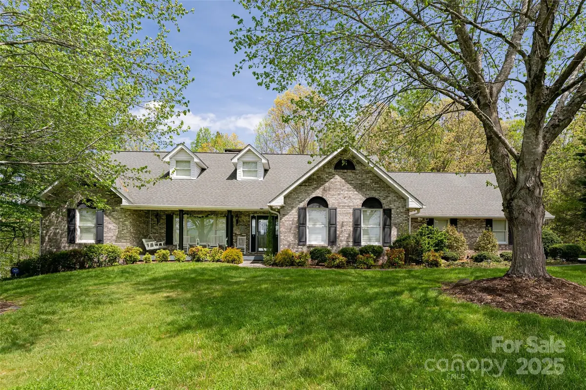 22 Moon Wood Trail, Asheville, NC 28806 - Image #1