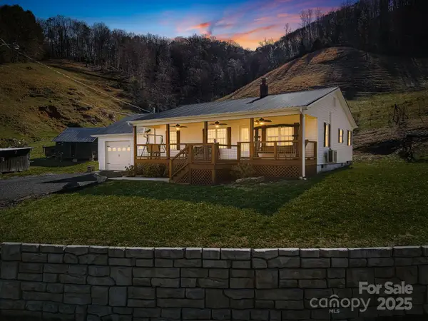 867 Indian Creek Road, Burnsville, NC 28714