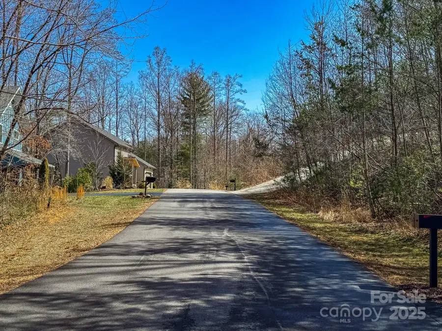 48 Wind Stone Drive, Asheville, NC 28804 - Image #3