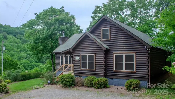 187 Gardeners Cove Road, Whittier, NC 28789