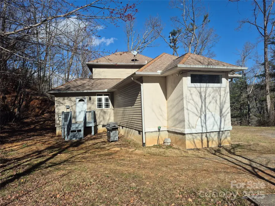 318 Vance Gap Road, Asheville, NC 28804 - Image #2