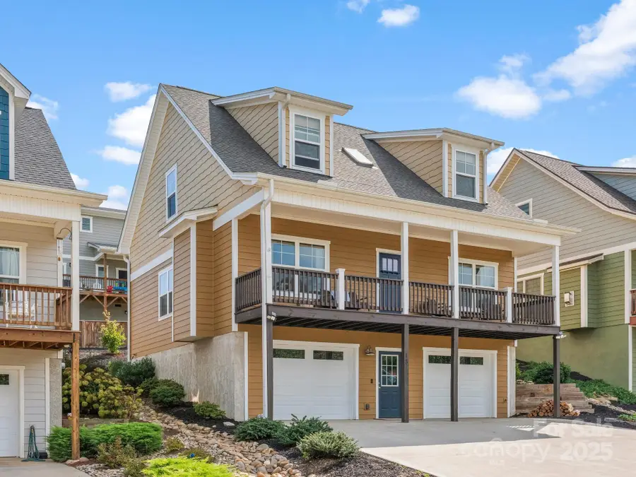 18 Greenwood Fields Drive, Asheville, NC 28804 - Image #2