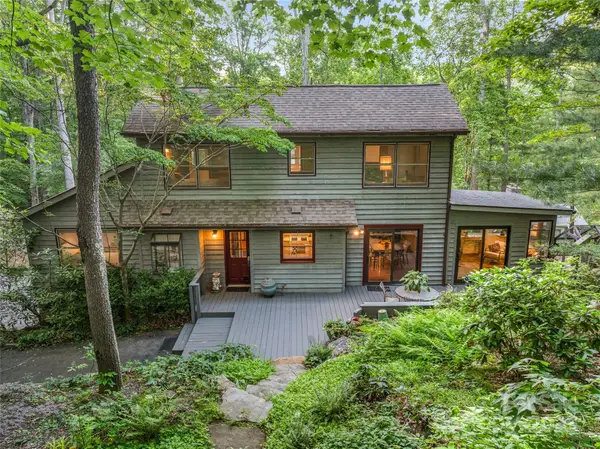 8 Cricket Lane, Asheville, NC 28804