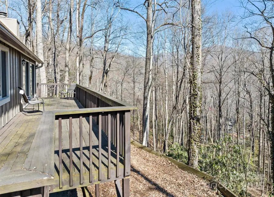 662 Locust Drive, Maggie Valley, NC 28751 - Image #3