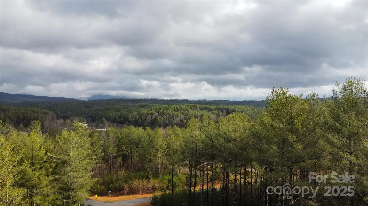26 Peninsula Reserve Road #26, Nebo, NC 28761 - Image #1