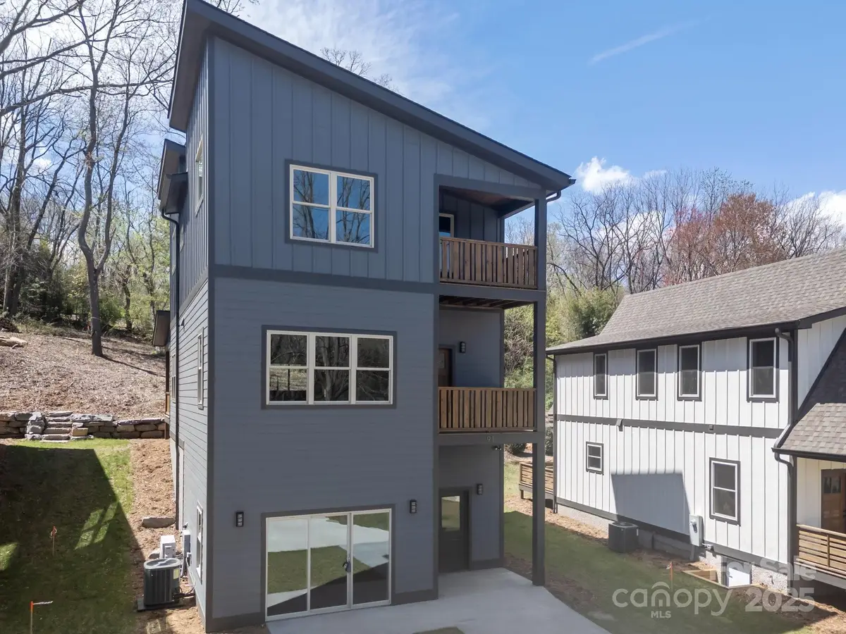 91 Glendale Avenue, Asheville, NC 28803 - Image #1
