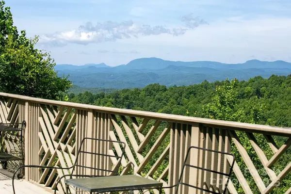 499 Unvdatlvi Court, Brevard, NC 28712