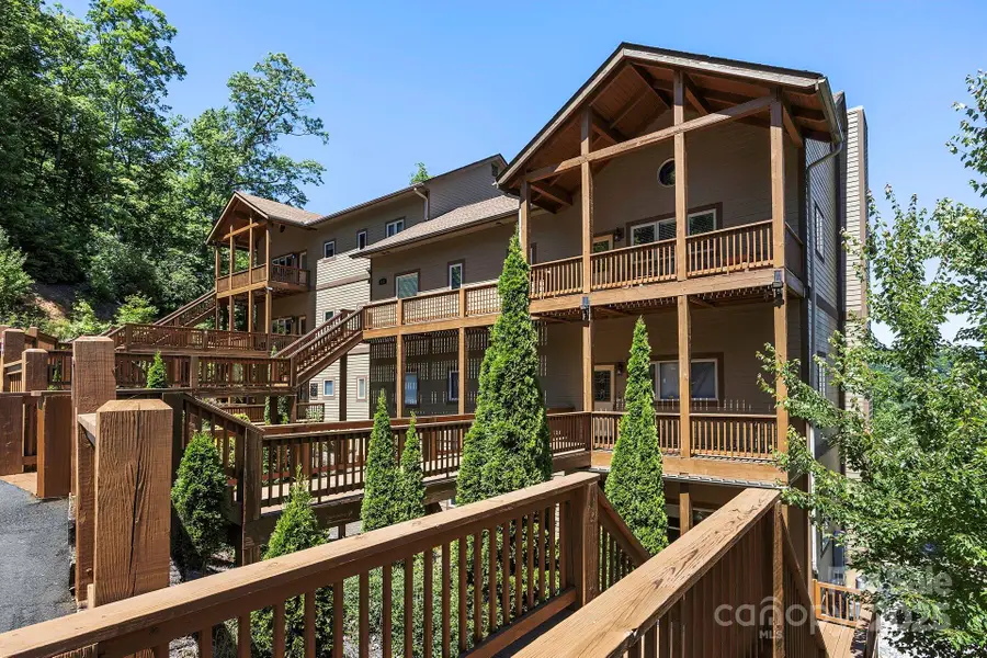 604 Sawgrass Drive #6, Whittier, NC 28789 - Image #2