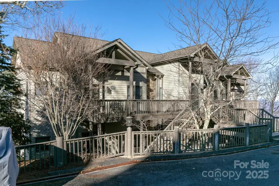 30 Club Villa Court #B/3, Burnsville, NC 28714 - Image #2