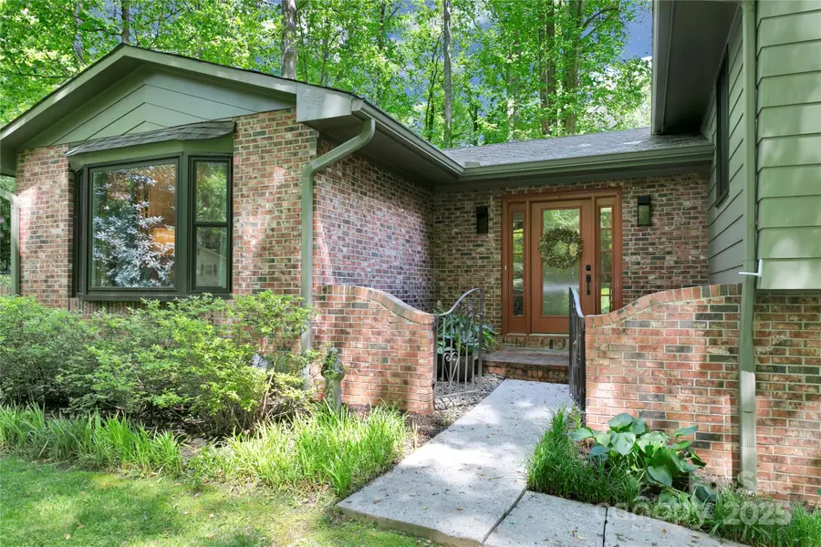 95 Ridgewood Place, Brevard, NC 28712 - Image #2