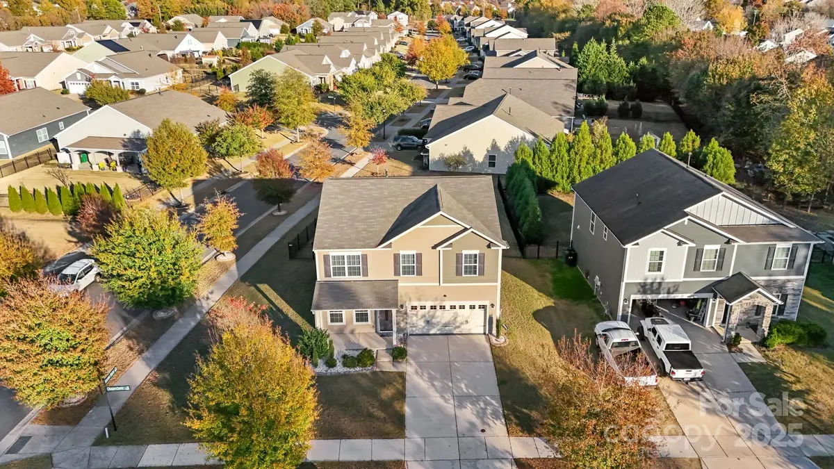 11203 Chapeclane Road, Charlotte, NC 28278 - Image #1