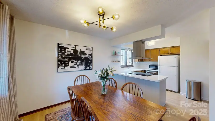 50 Maxine Lane #104, Hendersonville, NC 28739 - Image #3