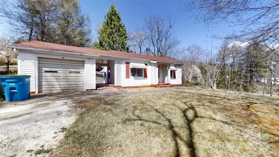 11 Season Lane, Asheville, NC 28805 - Image #3