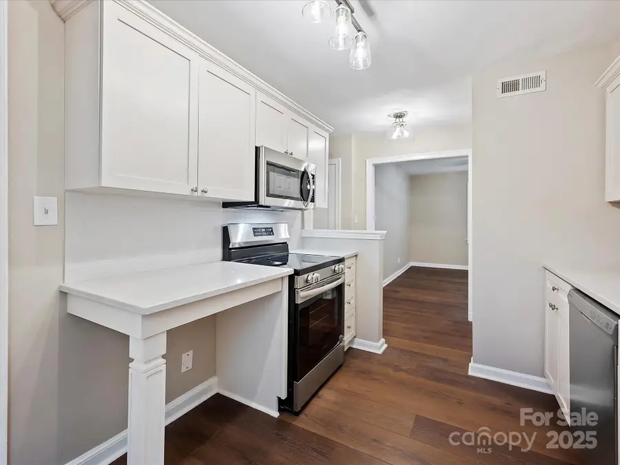 107 S Laurel Avenue #101A, Charlotte, NC 28207 - Image #3
