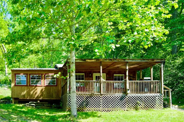 38 Buchanan Hill Road, Bakersville, NC 28705