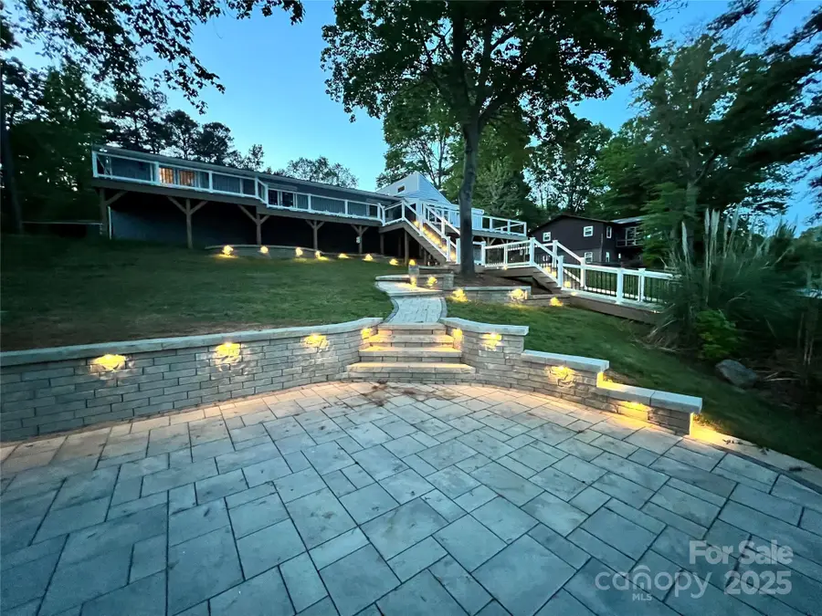 7326 Elmwood Lane, Denver, NC 28037 - Image #3