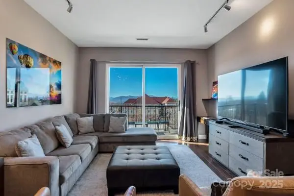 45 Asheland Avenue #500, Asheville, NC 28801 - Image #2