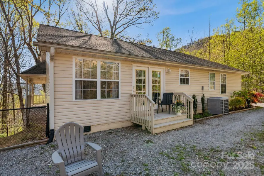 12 Hutchinson Woods Drive, Fletcher, NC 28732 - Image #2