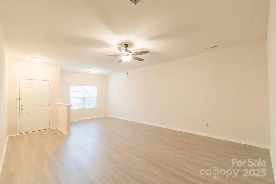 2009 Amos Oaks Lane, Charlotte, NC 28215 - Image #2