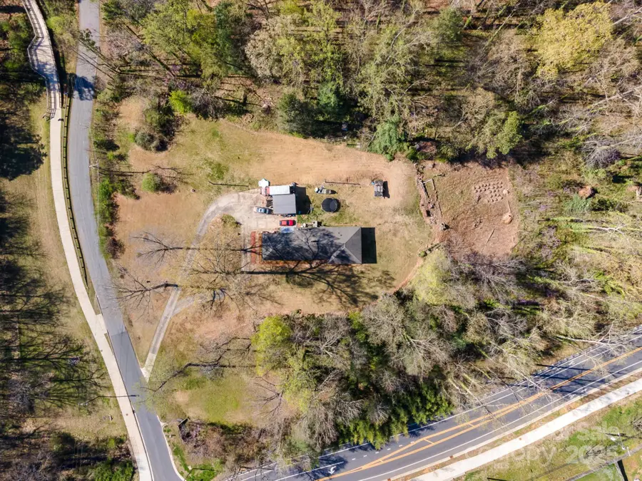 724 Rocky River Road W, Charlotte, NC 28213 - Image #2