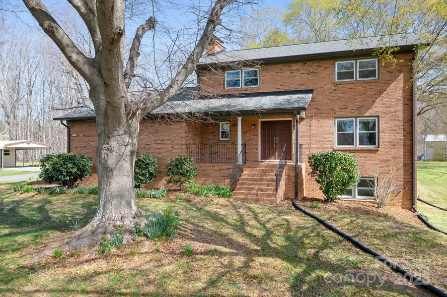 1235 Wilma Sigmon Road, Lincolnton, NC 28092 - Image #2