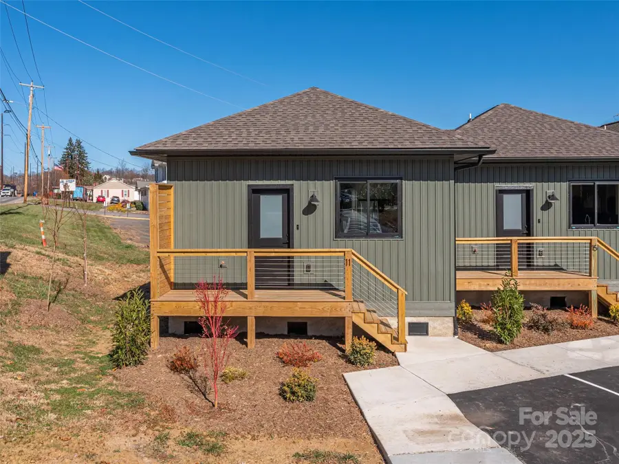 11 Leap Frog Park, Waynesville, NC 28786 - Image #2