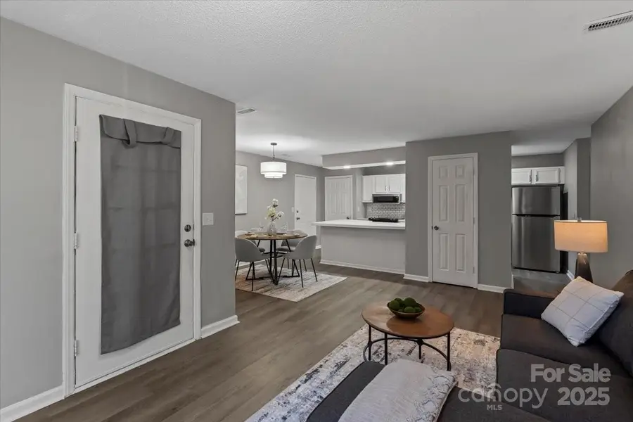 6224 Rosecroft Drive, Charlotte, NC 28215 - Image #2