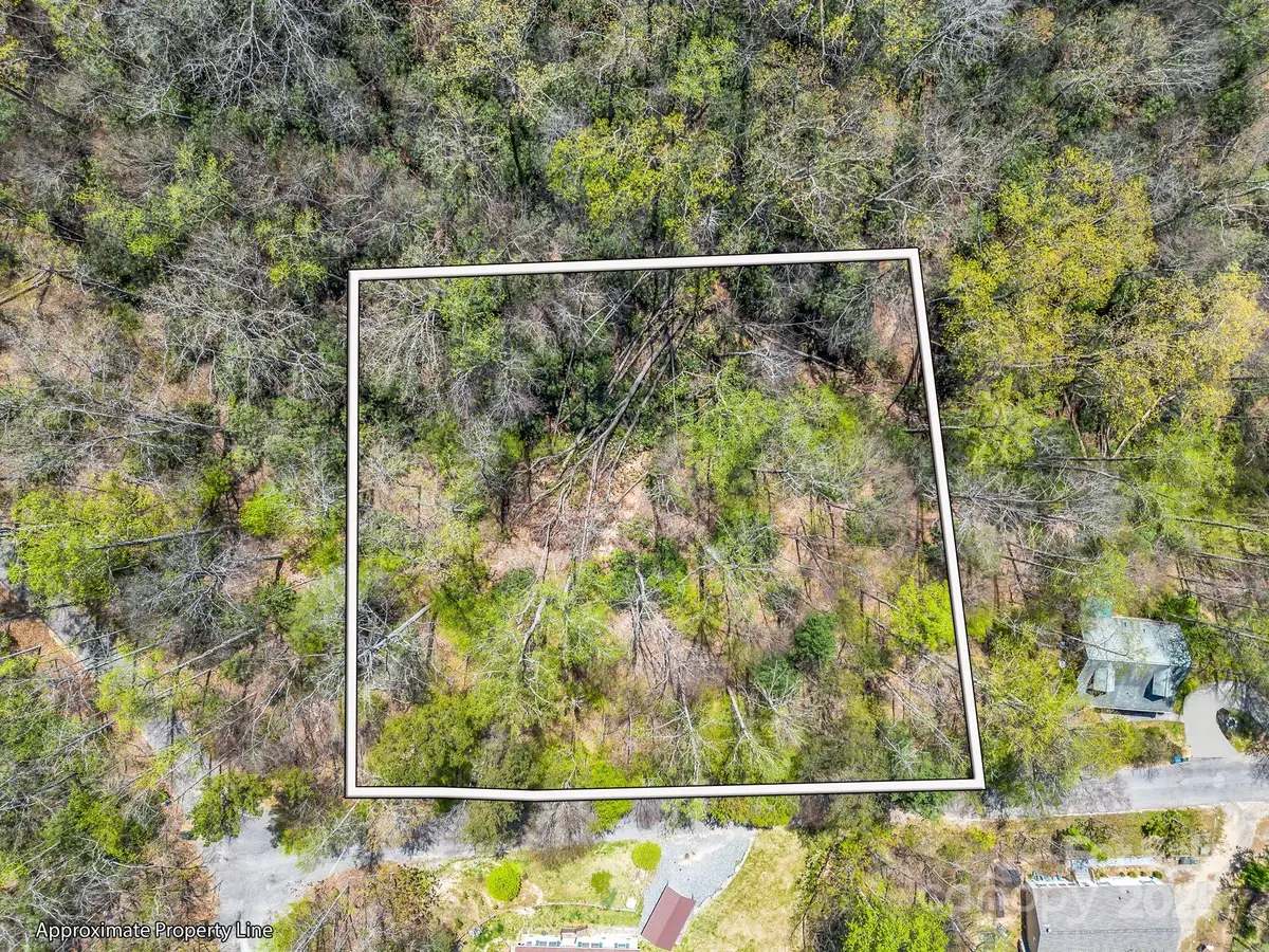 999 Grand Canyon Drive, Hendersonville, NC 28792 - Image #1